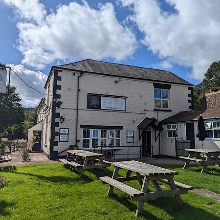 The Yew Tree At Longhope汽车旅馆 外观 照片